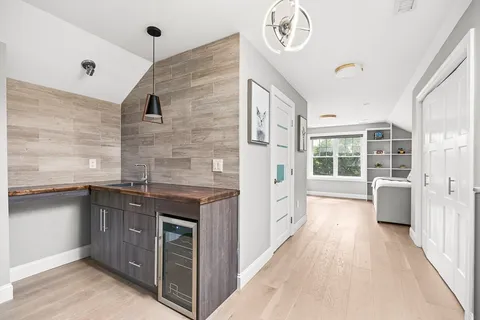 $2,399,000 | 49 Sheridan Circle, Winchester, MA 01890