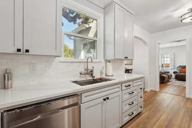 $435,000 | 1925 Willow Avenue, West Sacramento, CA 95691