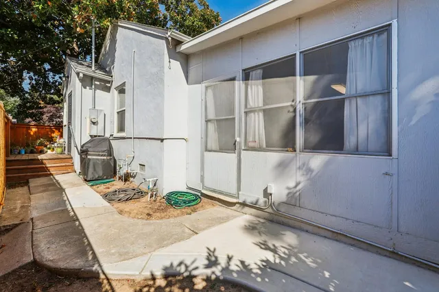 $435,000 | 1925 Willow Avenue, West Sacramento, CA 95691