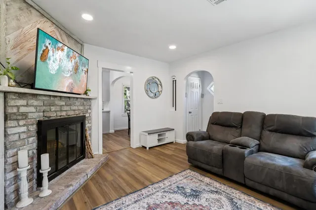 $435,000 | 1925 Willow Avenue, West Sacramento, CA 95691