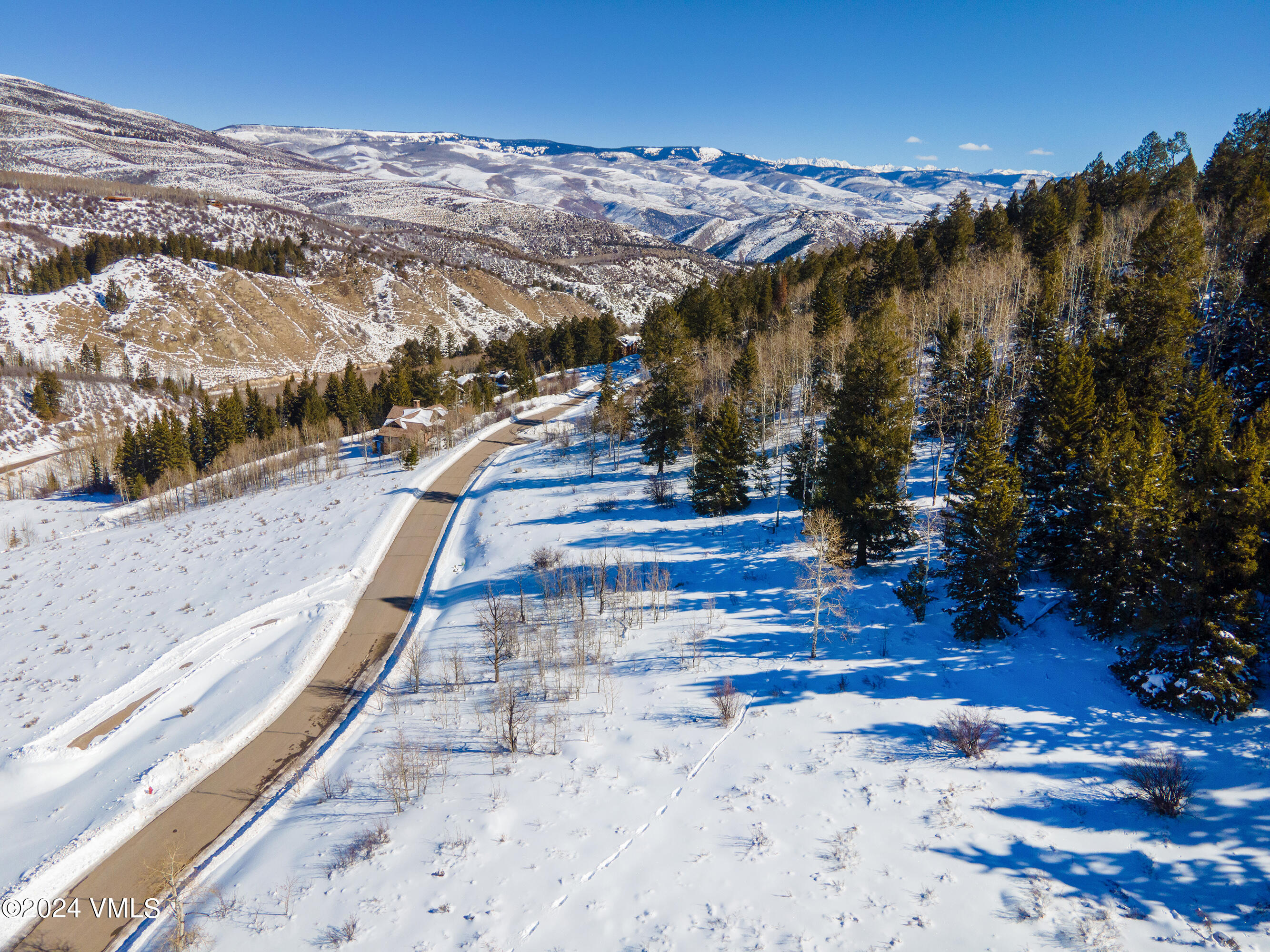 534 Graham Road Edwards, CO 81632 - Photo 4 of 6 543-Graham-Rd-MLS_07