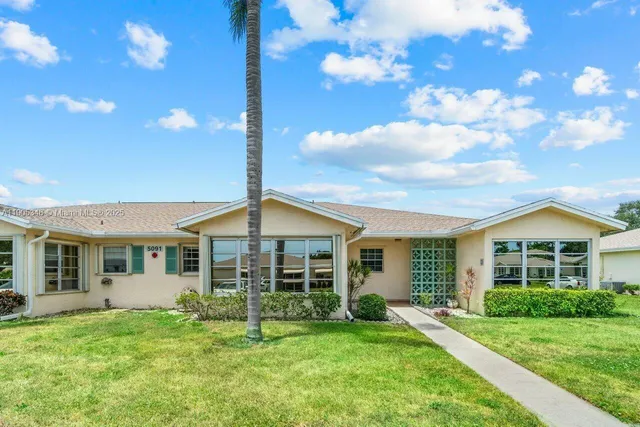 $180,000 | 5091 Lake Front Boulevard, Unit D, Delray Beach, FL 33484