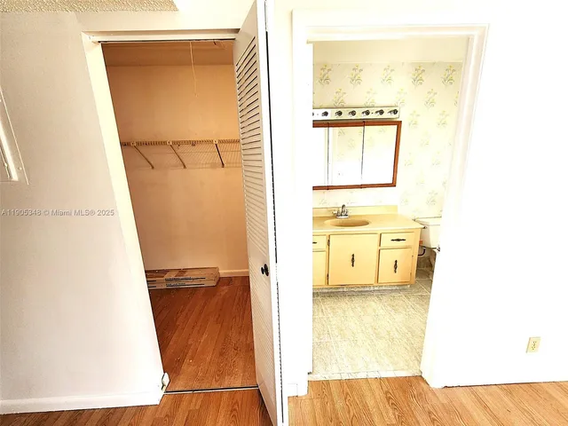 $180,000 | 5091 Lake Front Boulevard, Unit D, Delray Beach, FL 33484