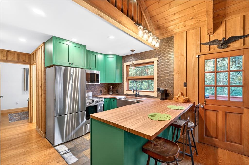 304 Clear Run Road Central City, PA 15926 - Photo 15 of 42