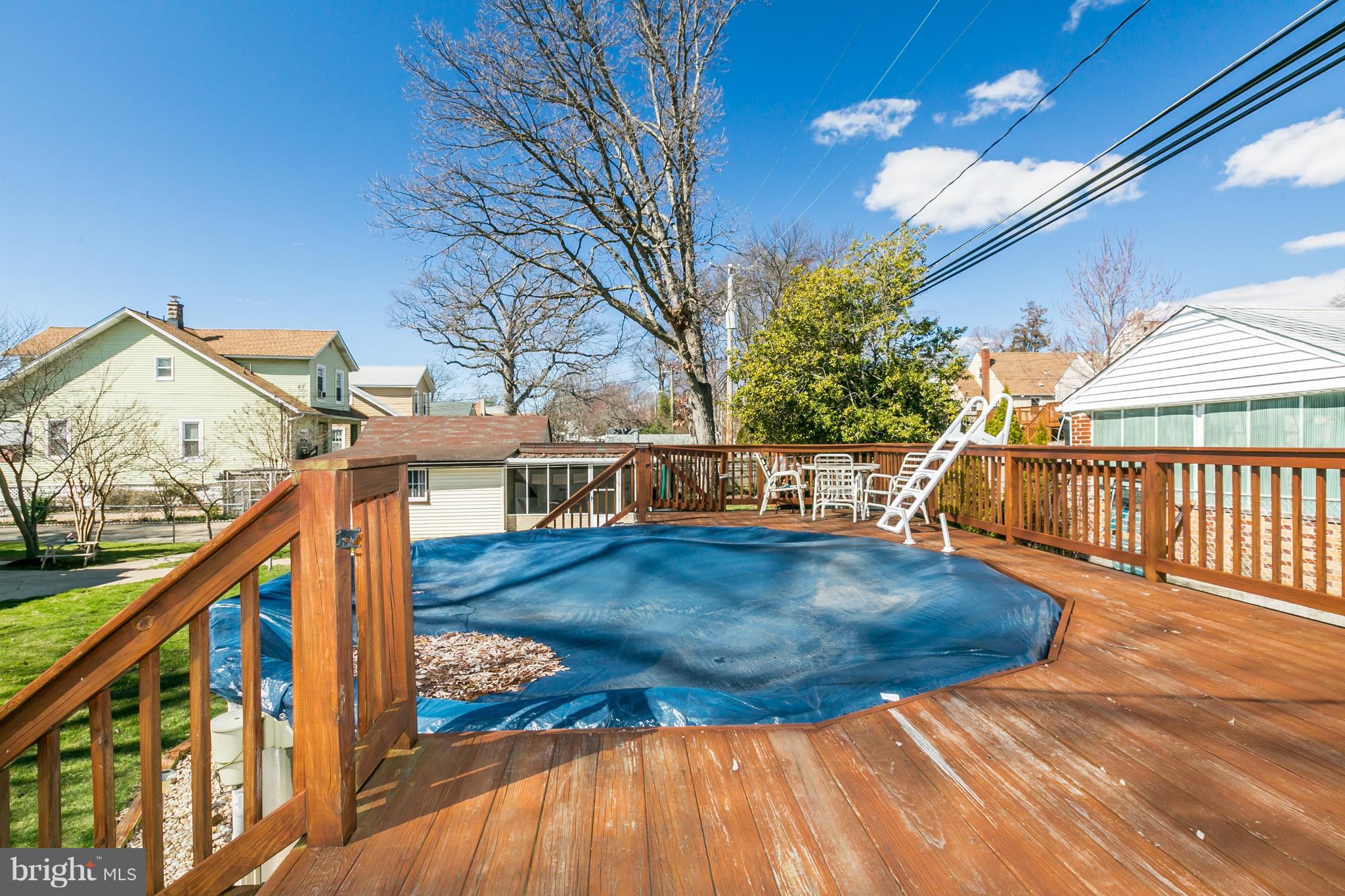 3122 Willoughby Road Baltimore, MD 21234 - Photo 27 of 29 Pool with Surrounding Deck