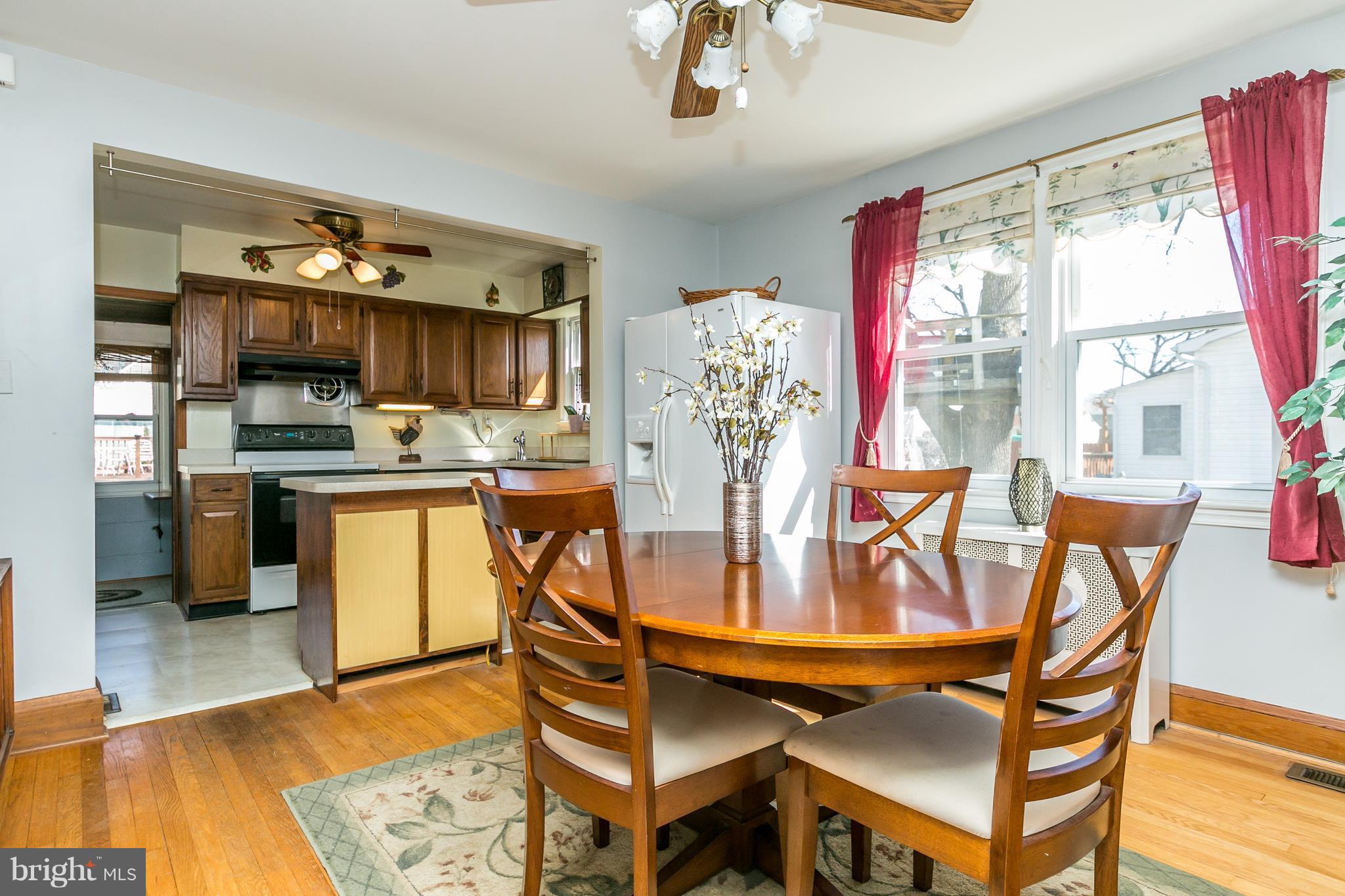 3122 Willoughby Road Baltimore, MD 21234 - Photo 6 of 29 Dining Room