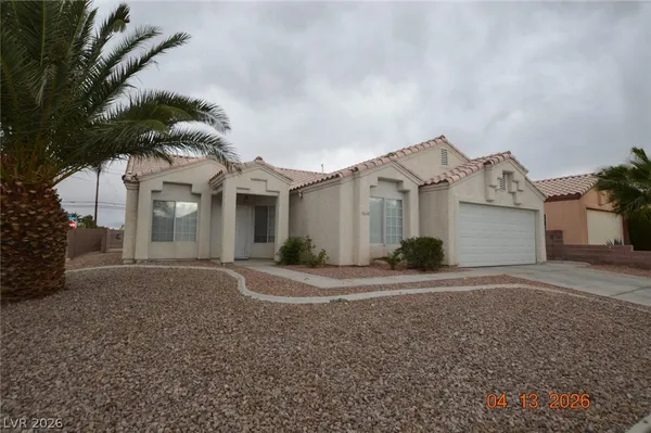$1,900 | 3840 Dusty Glen Court, North Las Vegas, NV 89032