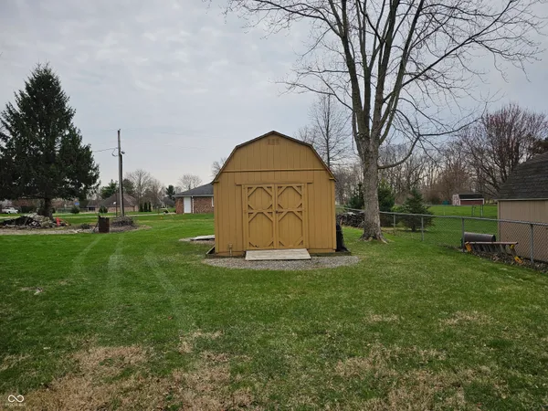 $425,000 | 2211 West 600 South, Anderson, IN 46013