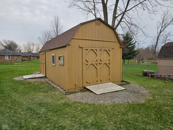 $425,000 | 2211 West 600 South, Anderson, IN 46013