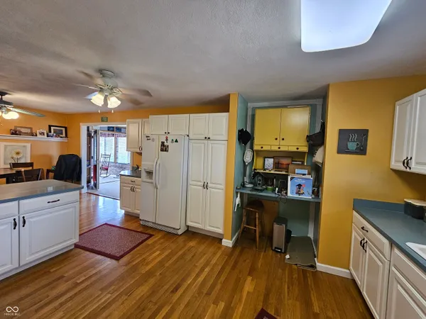 $425,000 | 2211 West 600 South, Anderson, IN 46013