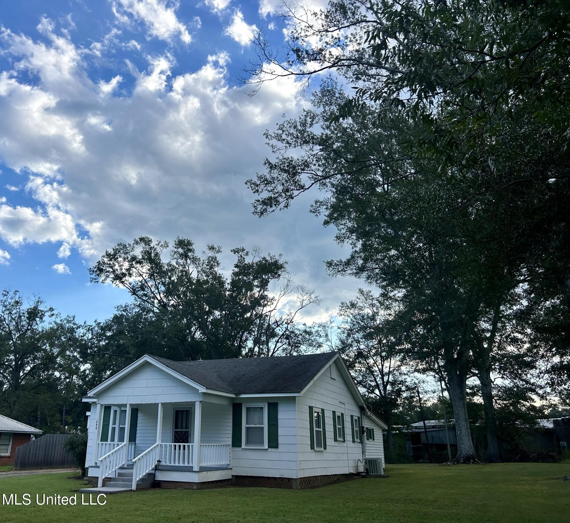 240 North Church Street Liberty, MS 39645 - Photo 16 of 16 FullSizeRender