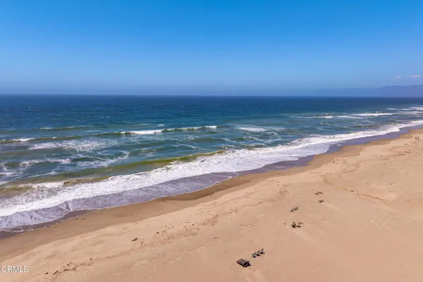 $1,069,000 | 5442 Driftwood Street, Oxnard, CA 93035