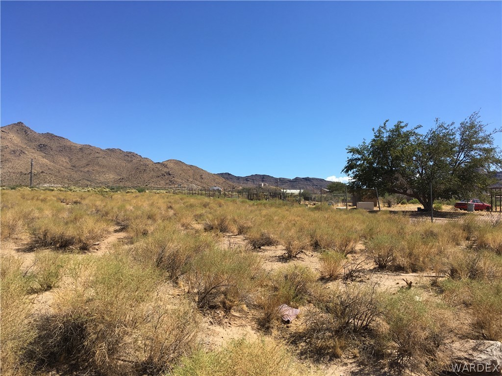 3606 North Bryce Road Golden Valley, AZ 86413 - Photo 2 of 3