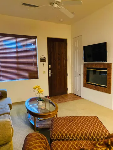 $1,950 | 50700 Santa Rosa Plaza, Unit 2, La Quinta, CA 92253