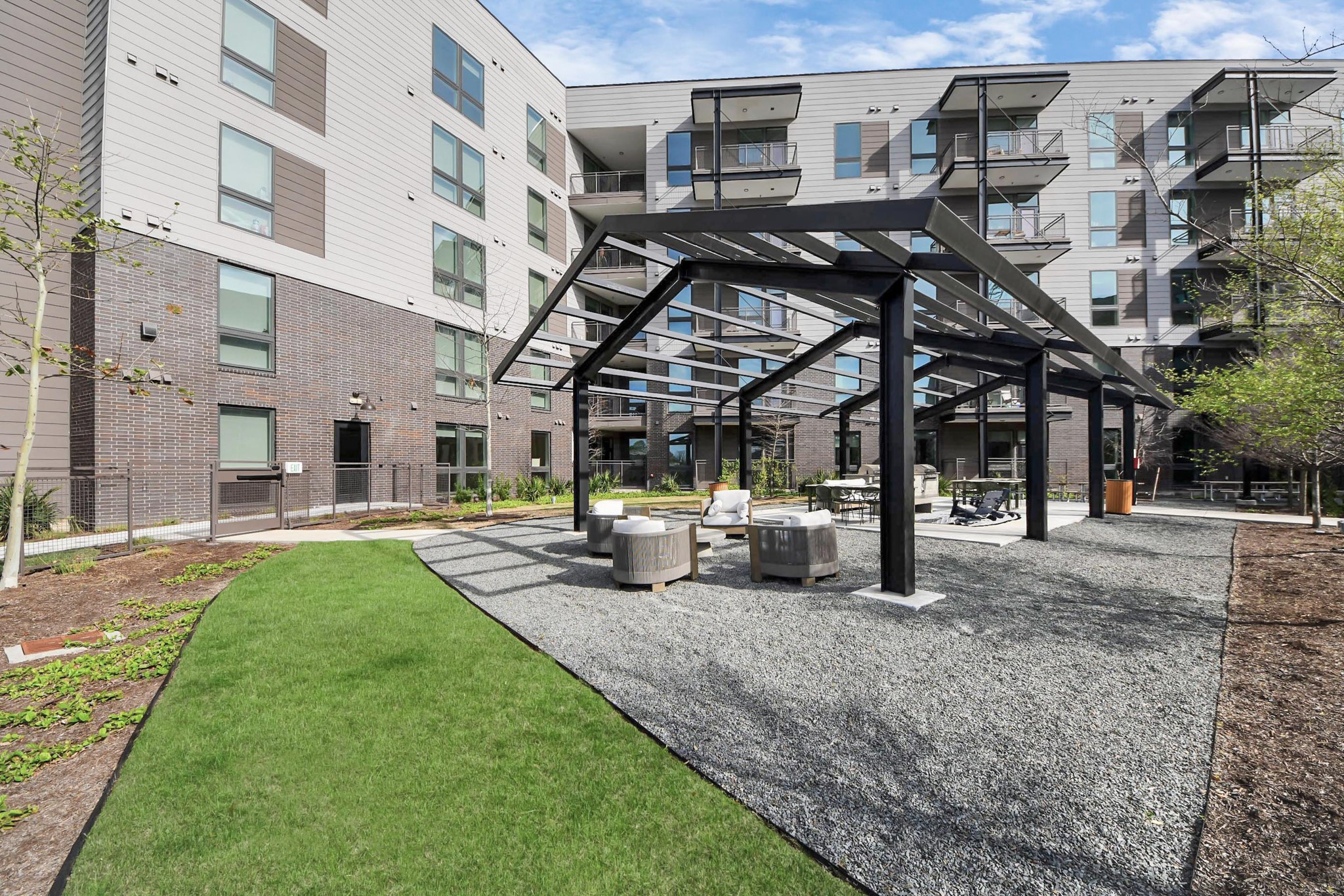 2810 Riverby Road, Unit 164 Houston, TX 77020 - Photo 32 of 37 Photos displayed may be of similar apartments or floor plans featuring the same finishes