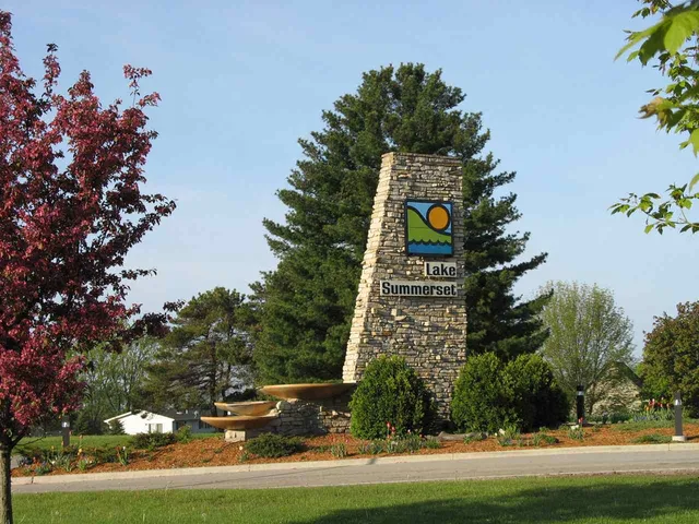 $9,000 | 2121 Hawthorne Drive, Davis, IL 61019