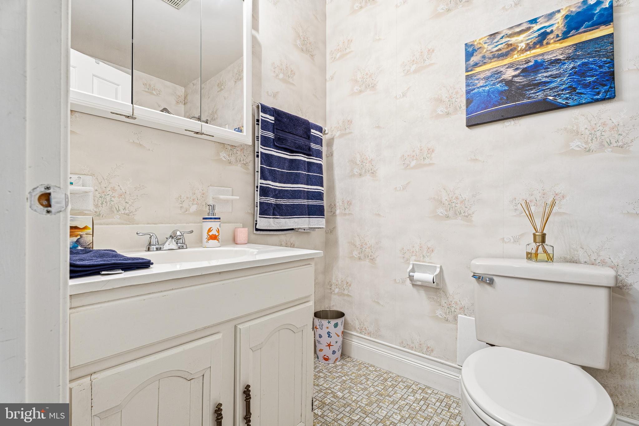 4145 London Bridge Road Finksburg, MD 21048 - Photo 13 of 56 Hall Full Bath