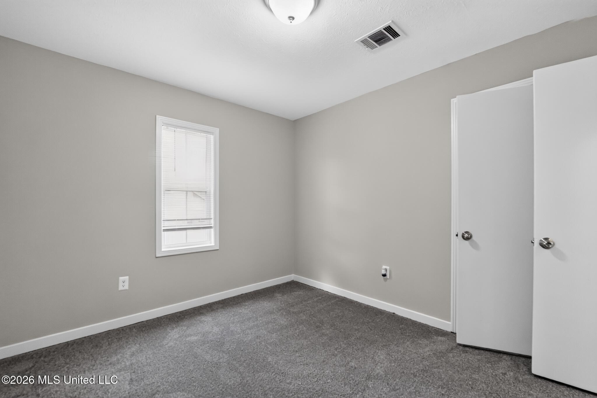 334 East Timber Ridge Court Ridgeland, MS 39157 - Photo 15 of 22 17_334_E_Timber_Ridge_Ct-Bedroom-9908