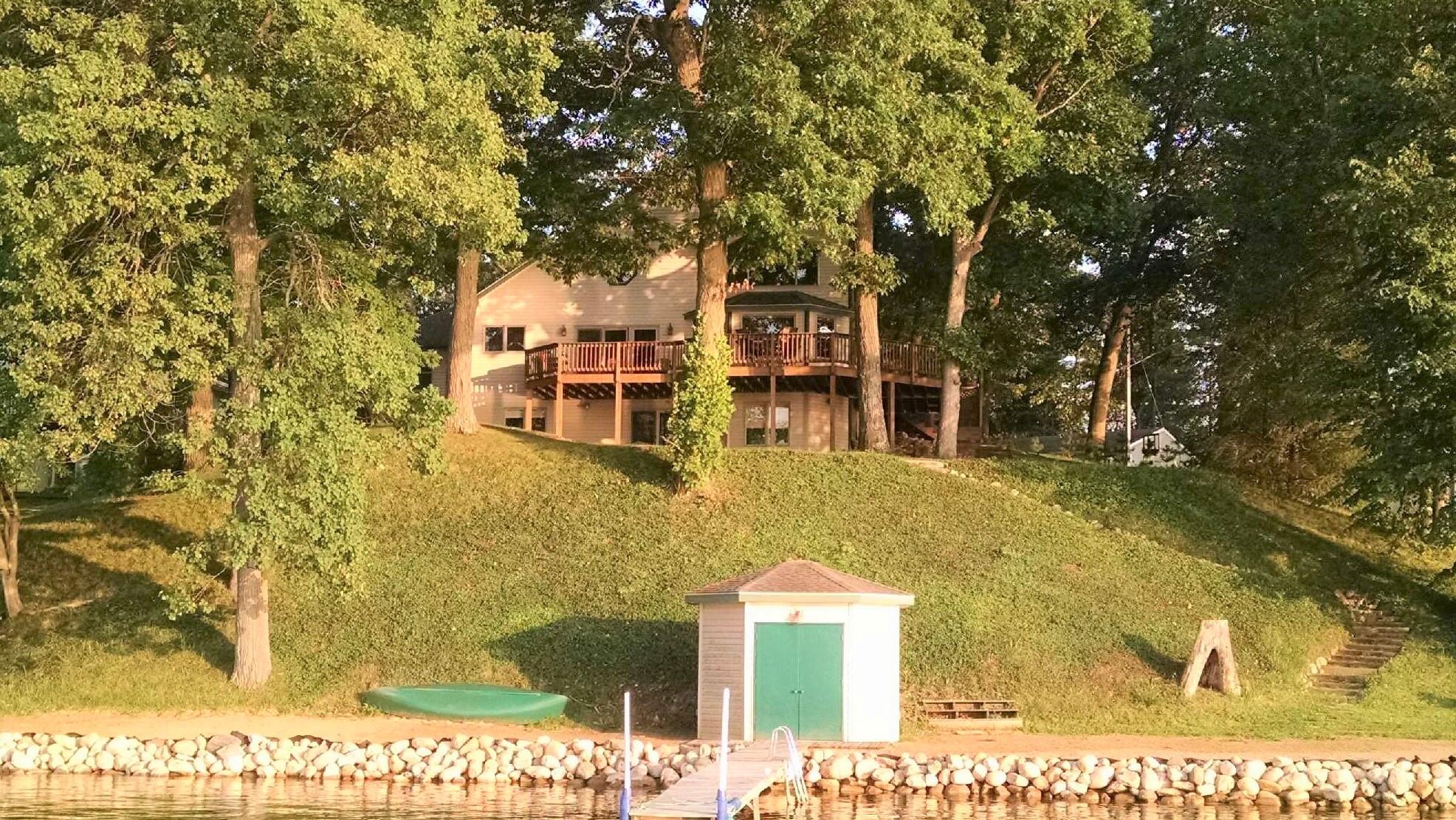 11870 Buckley Road Plainwell, MI 49080 - Photo 1 of 60 01_Extr Lakefront Good