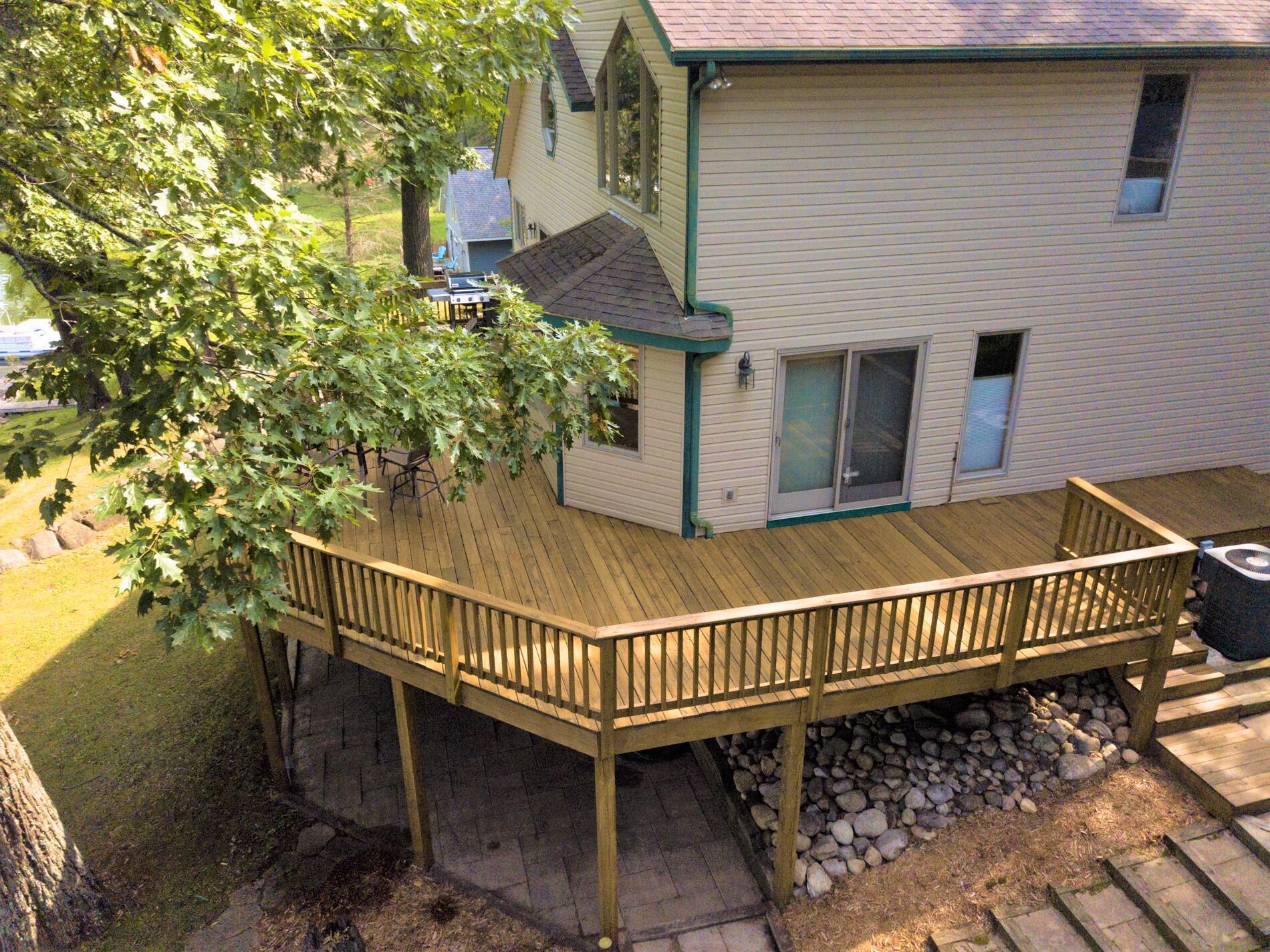 11870 Buckley Road Plainwell, MI 49080 - Photo 4 of 60 03.1_Side Deck
