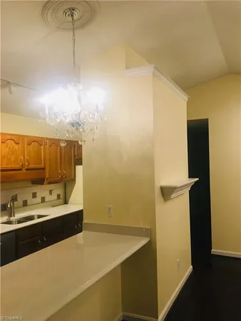 $160,000 | 5934 West Friendly Avenue, Unit J, Greensboro, NC 27410
