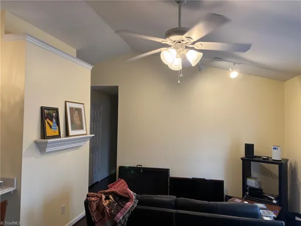 $160,000 | 5934 West Friendly Avenue, Unit J, Greensboro, NC 27410