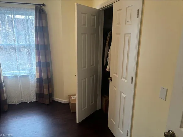 $160,000 | 5934 West Friendly Avenue, Unit J, Greensboro, NC 27410