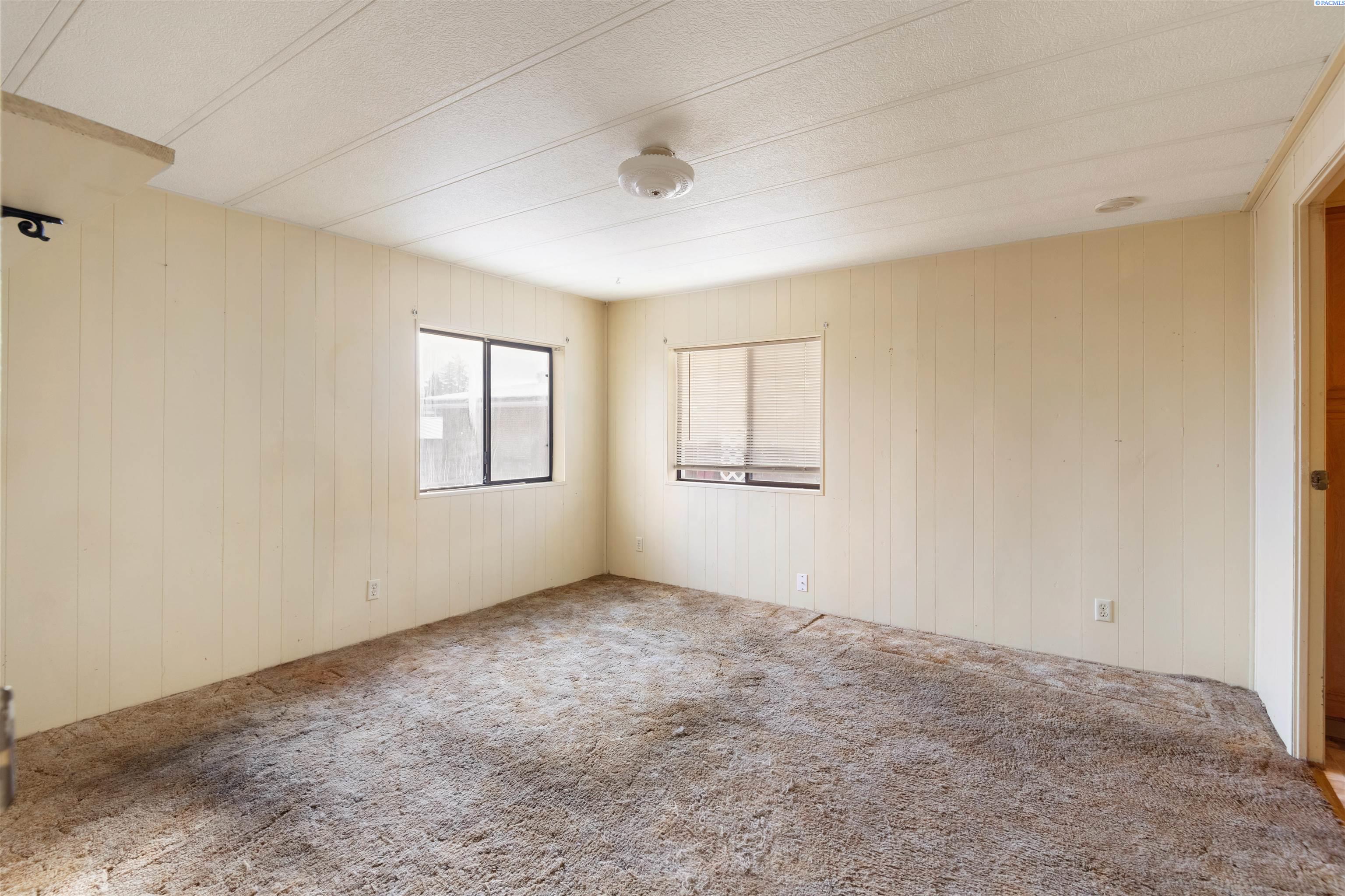 1100 South Euclid Road, Unit 39 Grandview, WA 98930 - Photo 16 of 23 Gallery Image 16