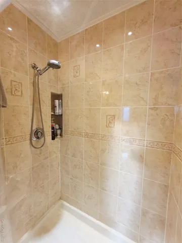 $1,300,000 | 168 Beach 96th Street | Hammels