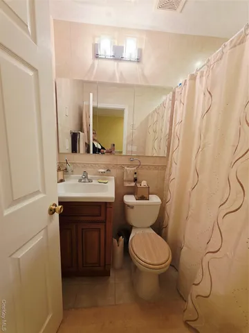 $1,300,000 | 168 Beach 96th Street | Hammels