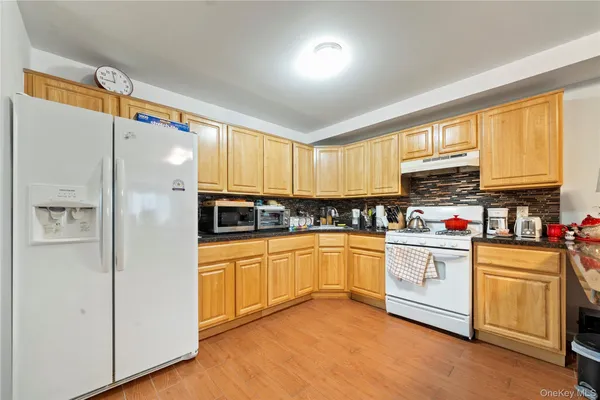 $1,211,000 | 168 Beach 96th Street | Hammels