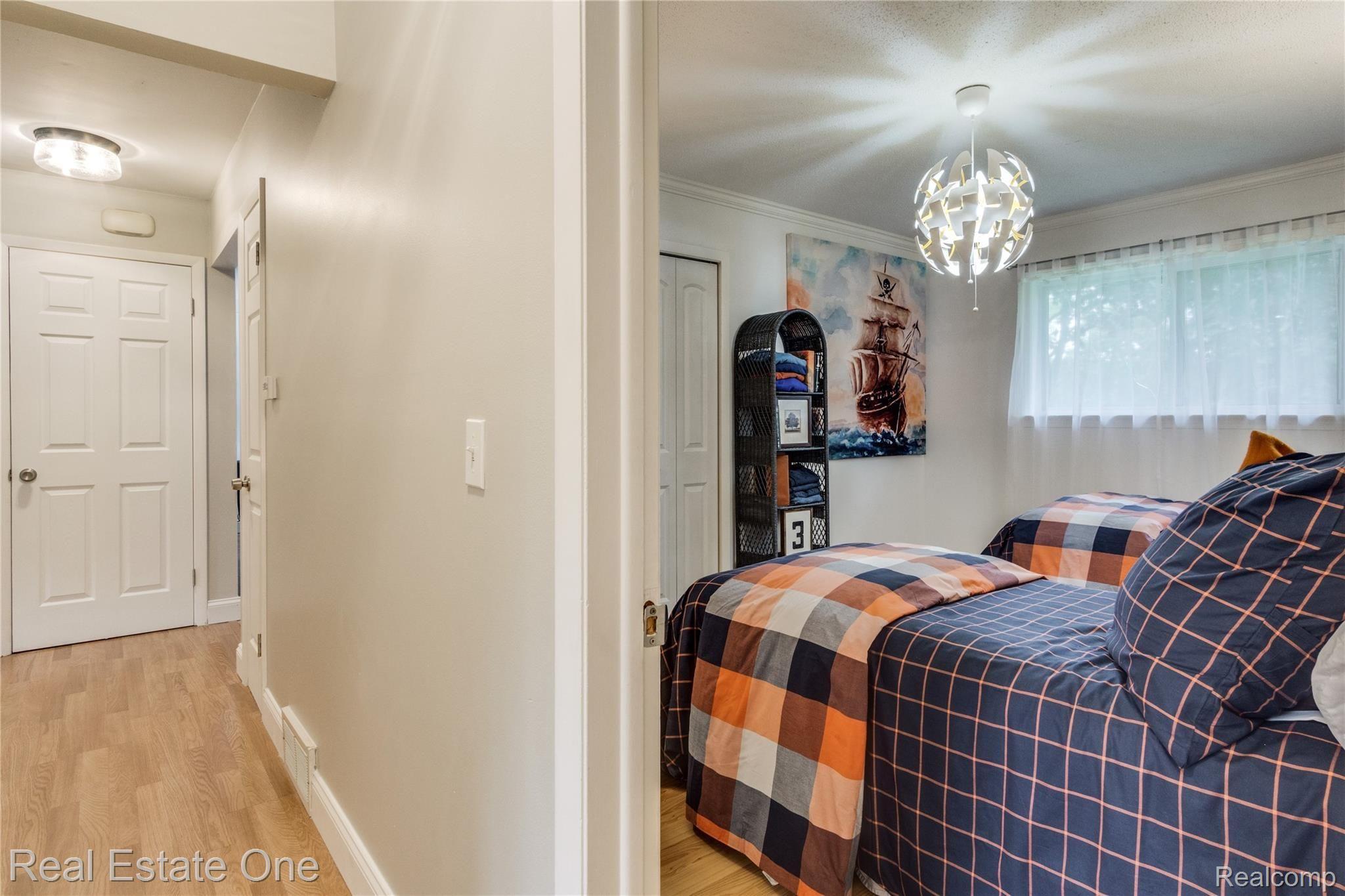 6770 Walters Road Clarkston, MI 48346 - Photo 37 of 61 Interiors (33 of 52).jpg