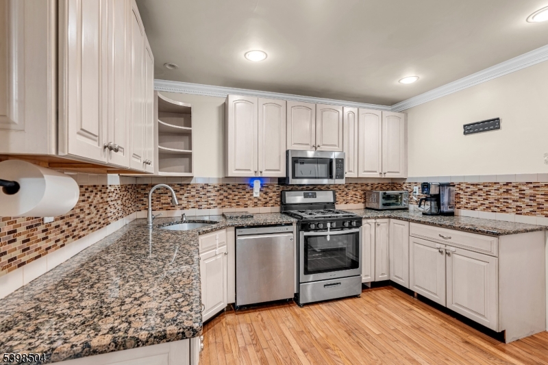 1065 Rose Street Plainfield, NJ 07060 - Photo 19 of 48