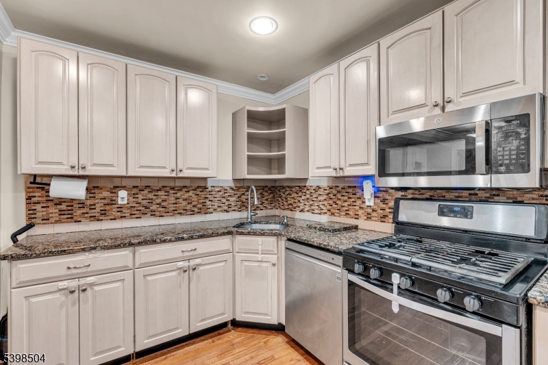 1065 Rose Street Plainfield, NJ 07060 - Photo 20 of 48