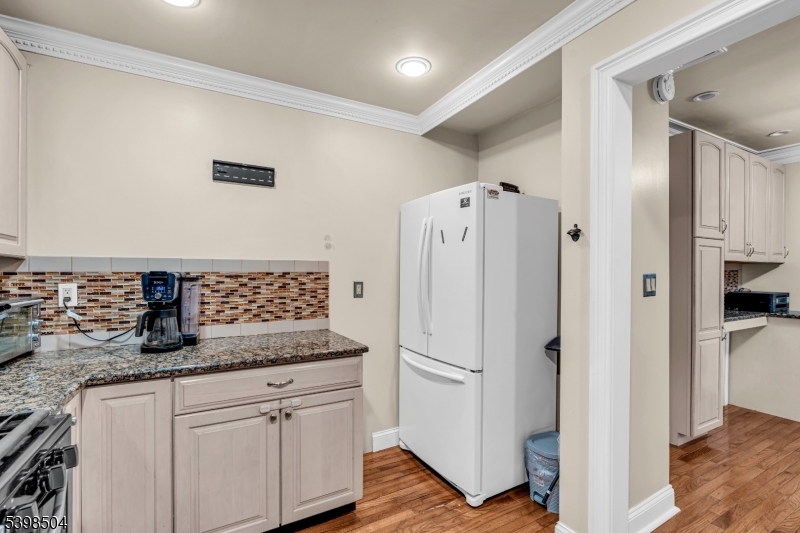 1065 Rose Street Plainfield, NJ 07060 - Photo 21 of 48