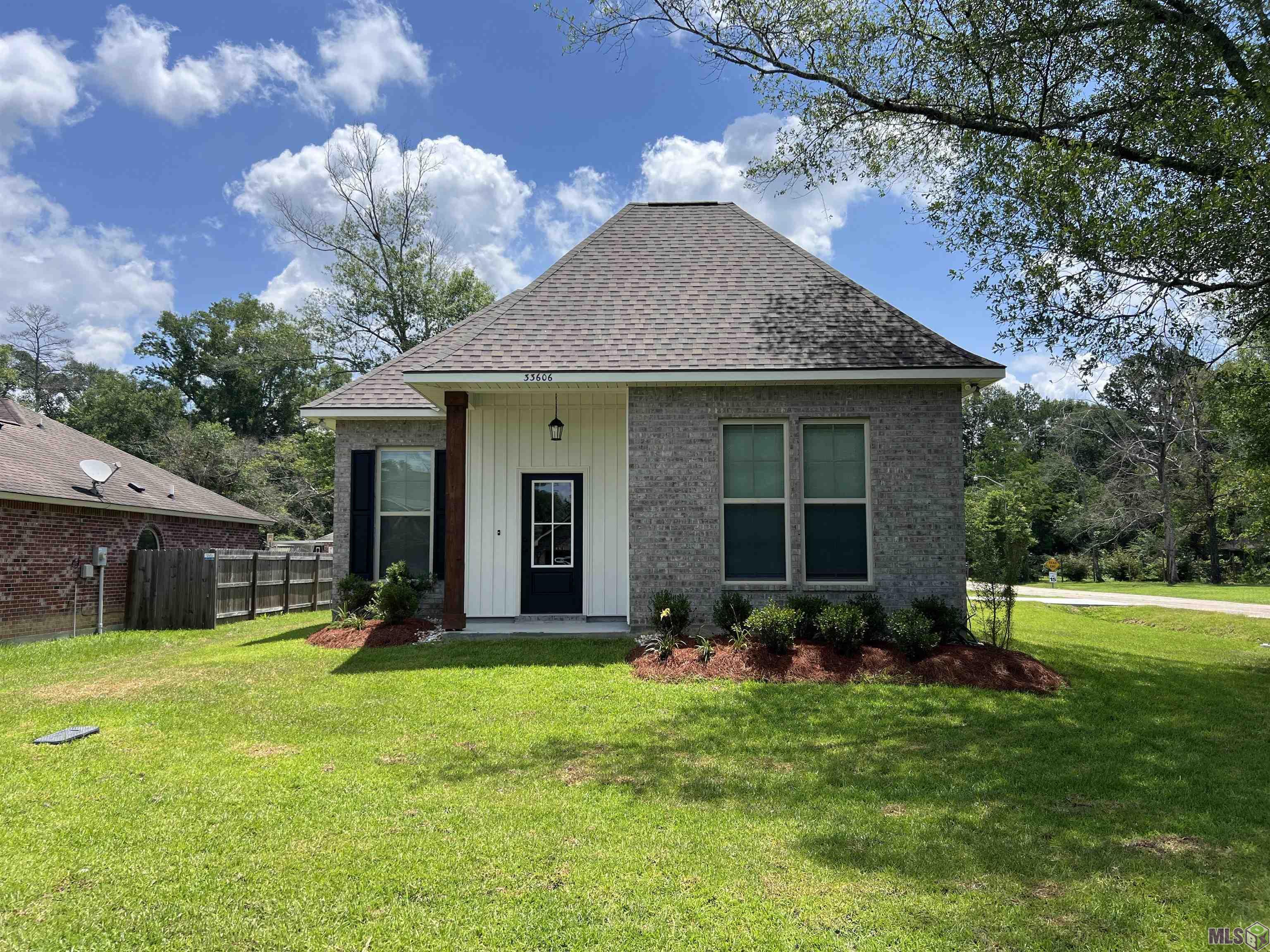 33606 Browning Road Denham Springs, LA 70706 - Photo 1 of 18 Gallery Image 1
