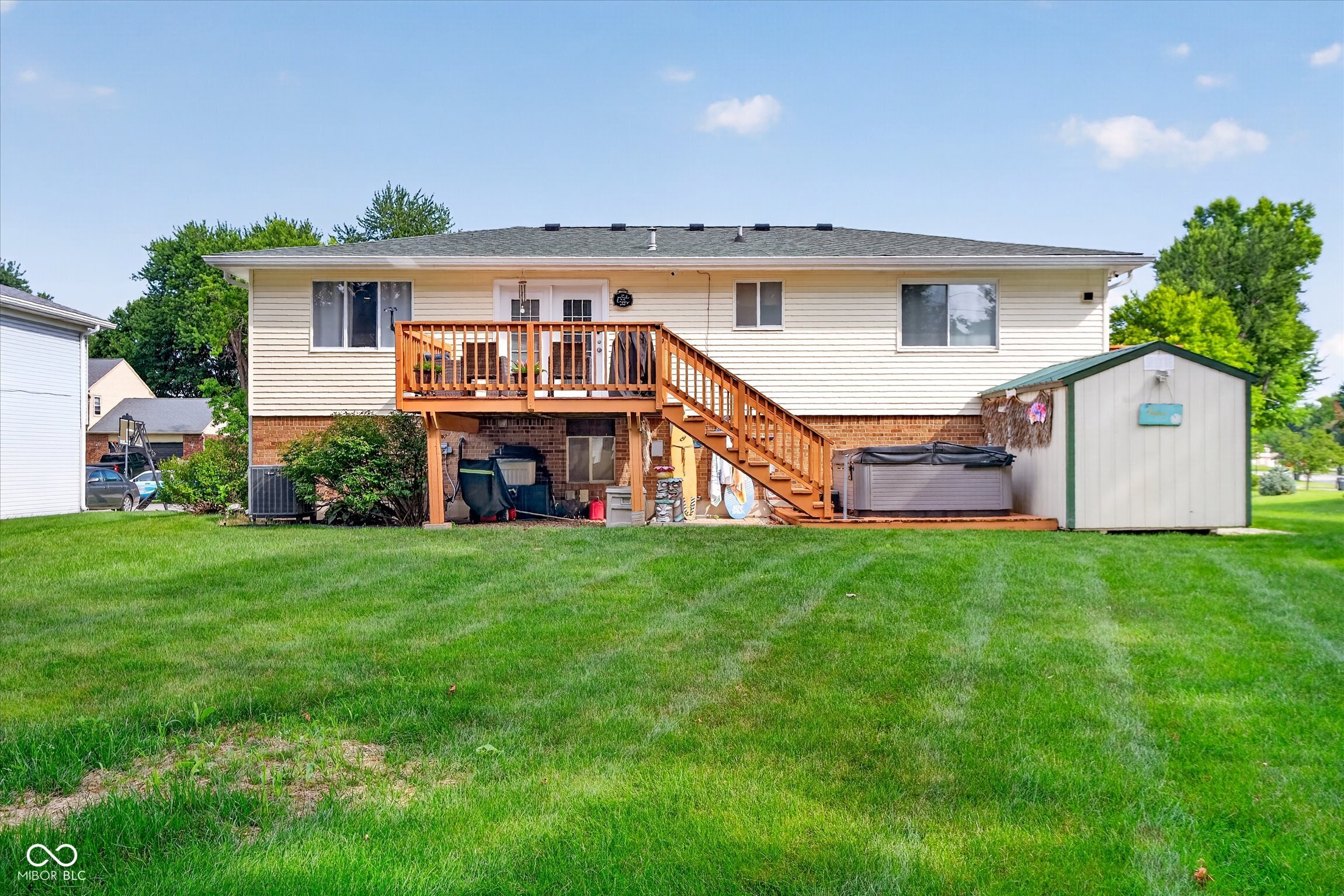 8205 Castleton Boulevard Indianapolis, IN 46256 - Photo 38 of 40