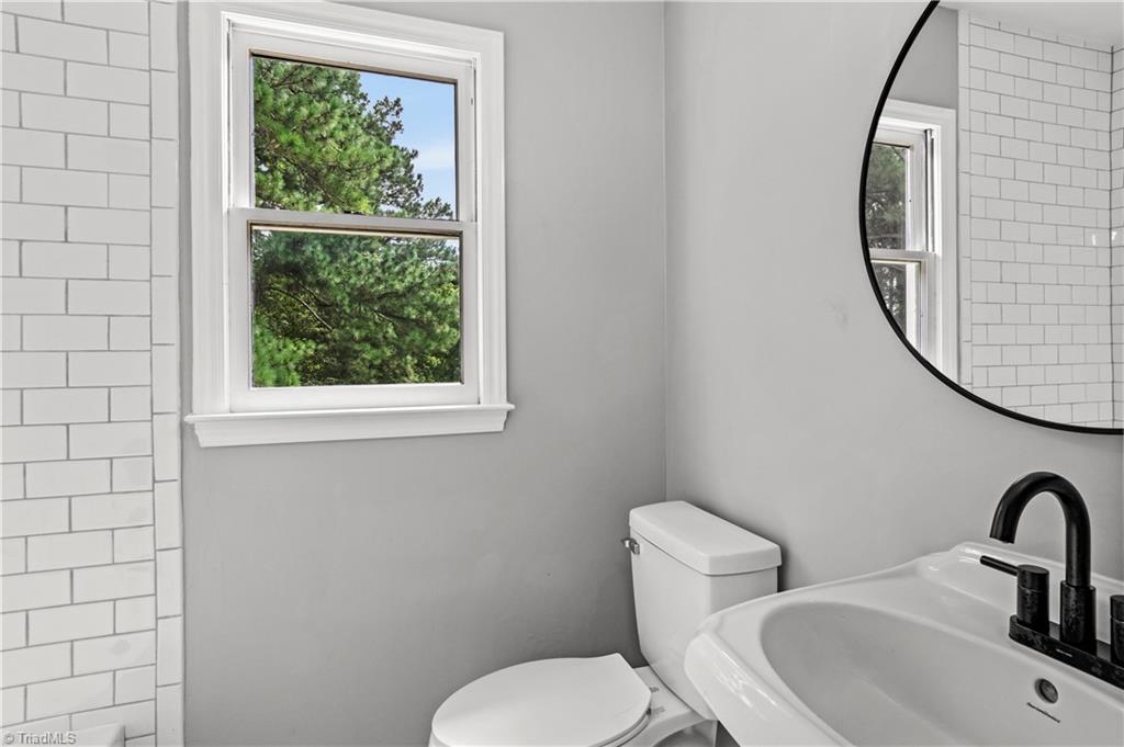 1650 West Clemmonsville Road Winston-Salem, NC 27127 - Photo 23 of 37