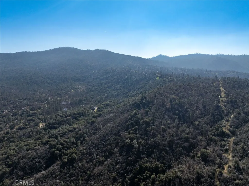 0 N/a Coarsegold, CA 93614 - Photo 19 of 19 a view of a mountain in the distance in a field