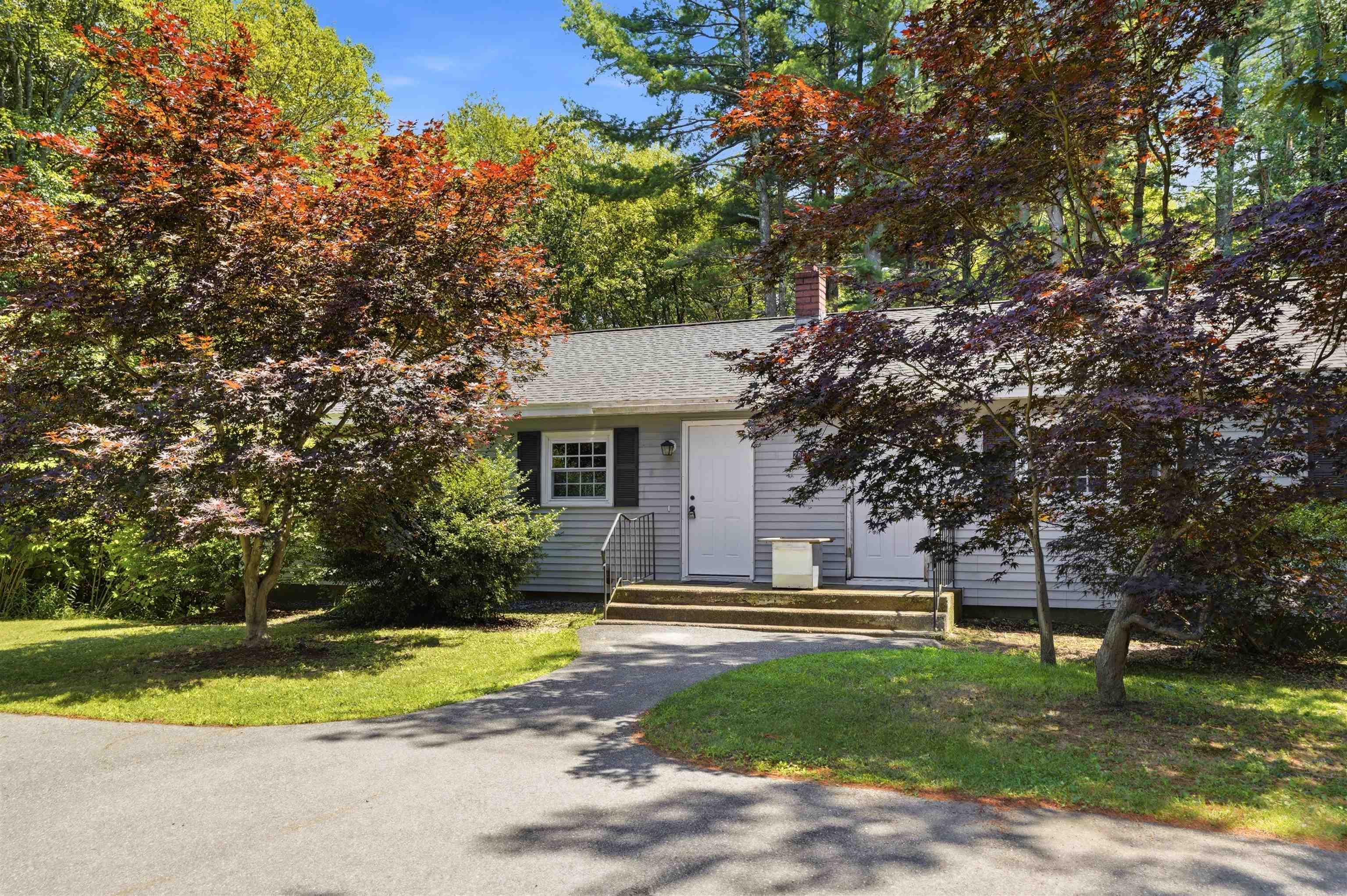 289 Derry Road, Unit B Hudson, NH 03051 - Photo 1 of 17