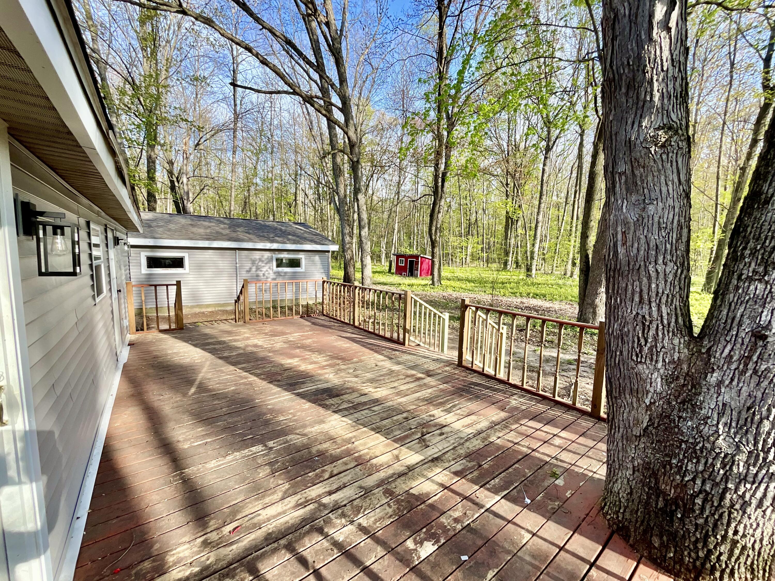 6249 East Tamarack Road Vestaburg, MI 48891 - Photo 18 of 26 Back Deck