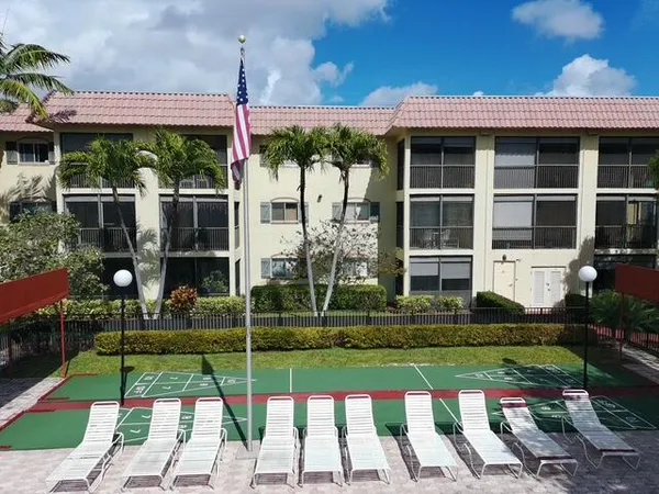 $149,900 | 259 South Cypress Road, Unit 506, Pompano Beach, FL 33060