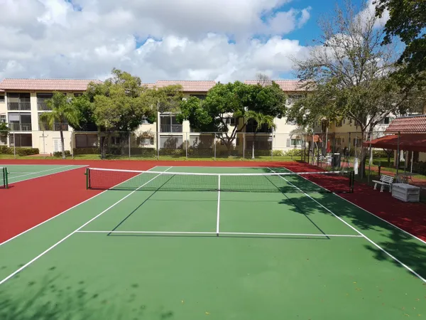 $149,900 | 259 South Cypress Road, Unit 506, Pompano Beach, FL 33060