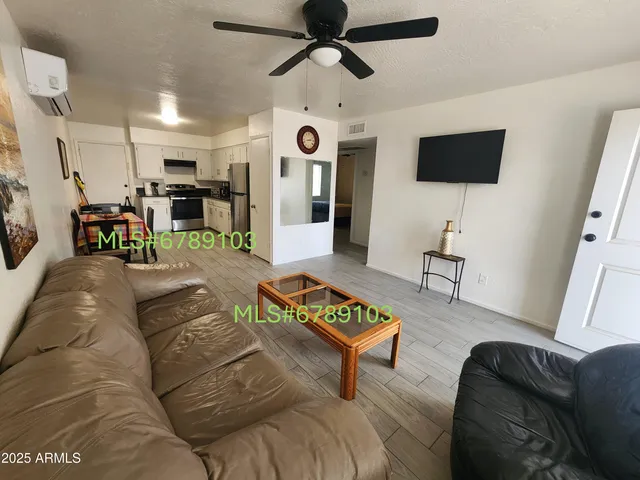 $1,900 | 2001 West Turney Avenue, Unit 6, Phoenix, AZ 85015