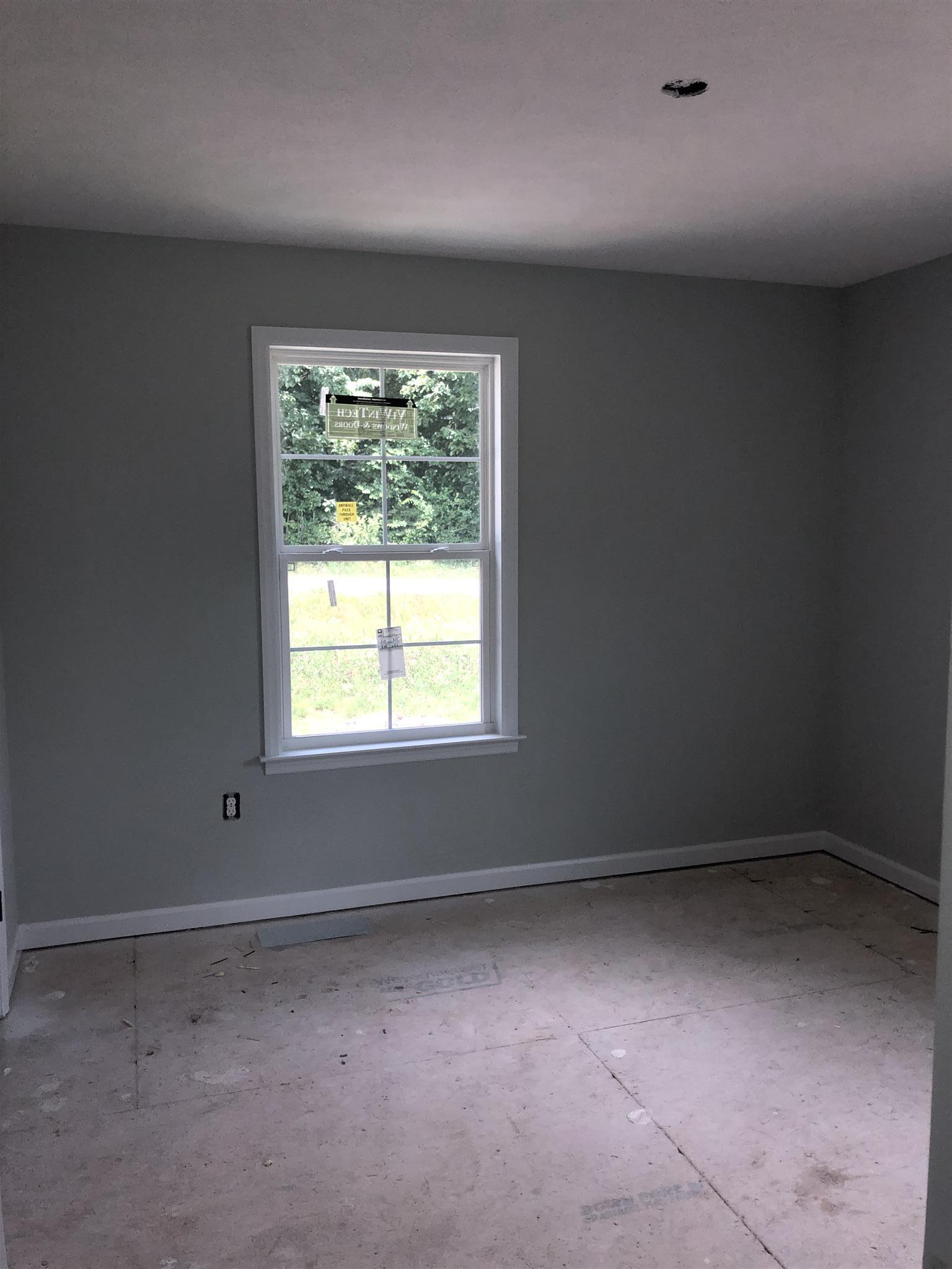 1105 Globe Road Lewisburg, TN 37091 - Photo 9 of 12 Bedroom