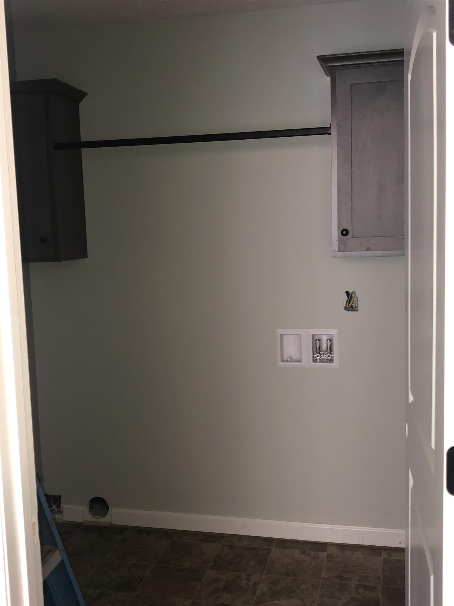 1105 Globe Road Lewisburg, TN 37091 - Photo 10 of 12 Laundry room