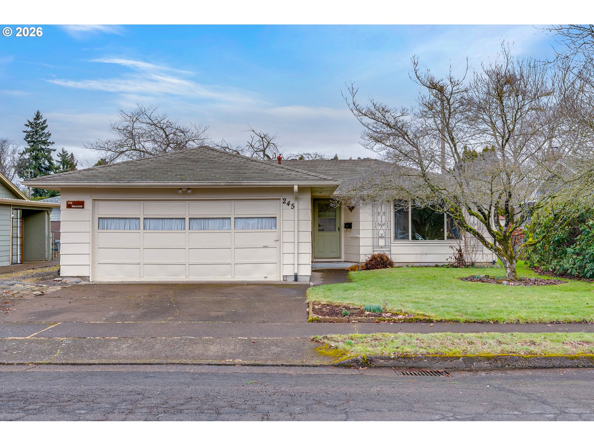 245 Columbus Street Southeast Albany, OR 97321 - Photo 1 of 31
