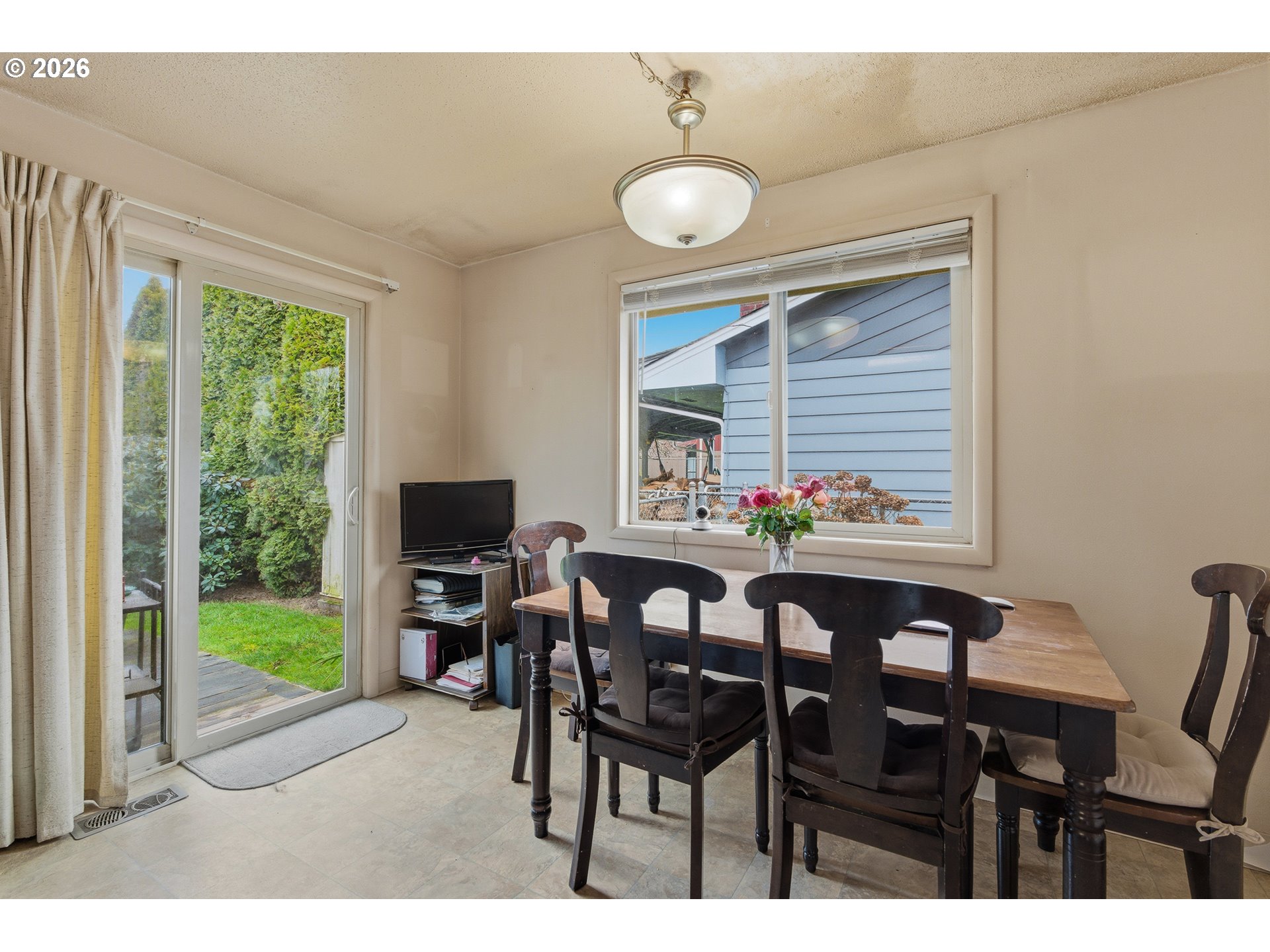 245 Columbus Street Southeast Albany, OR 97321 - Photo 10 of 31