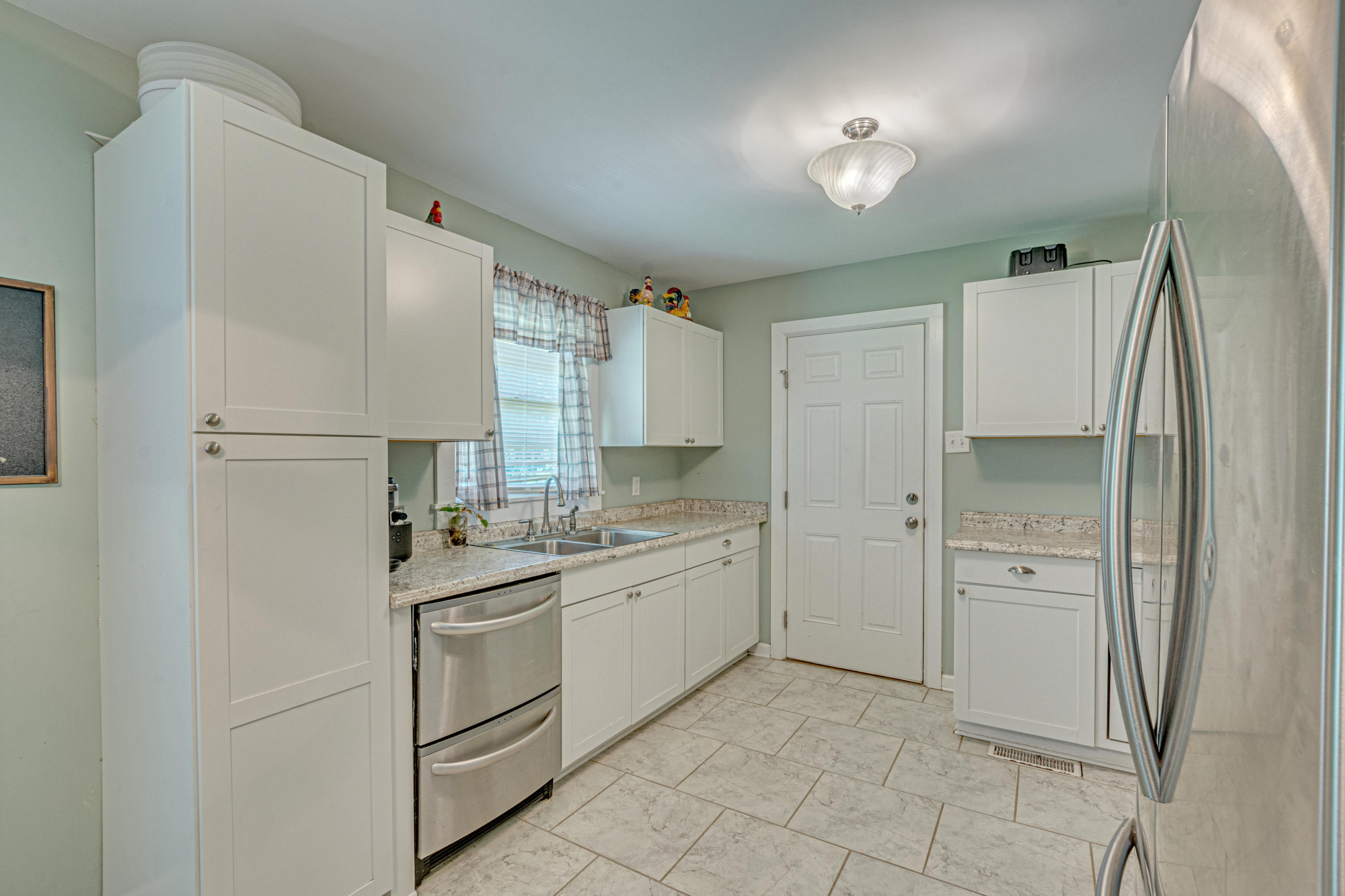106 State Rd S-8-727 Moncks Corner, SC 29461 - Photo 15 of 20 18