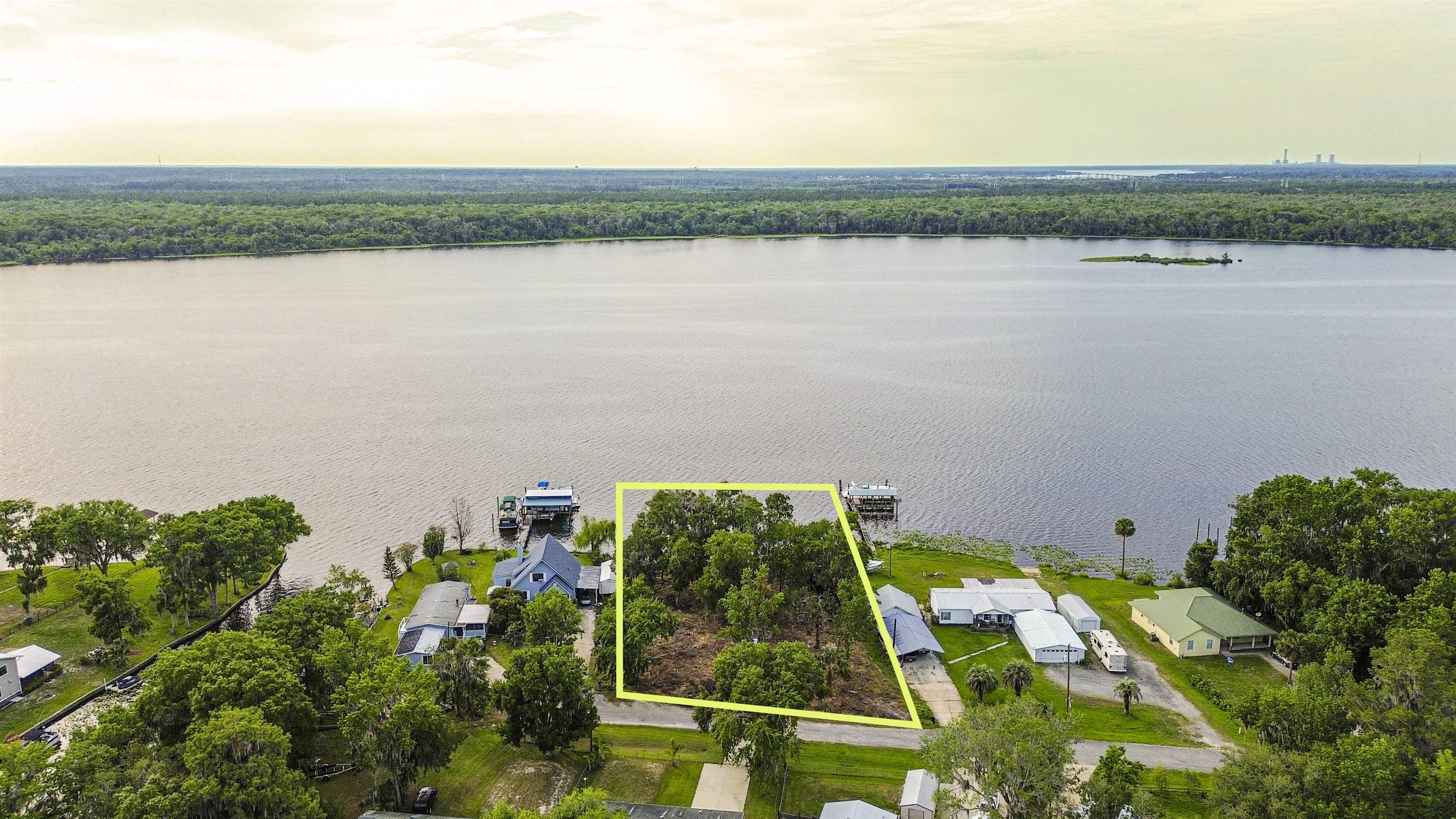 156 Rivershore Drive San Mateo, FL 32187 - Photo 1 of 9 a bird view of lake